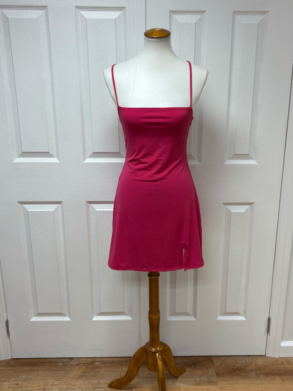 Garage Red Sleeveless Back Lace-Up Dress‎ = Size S.